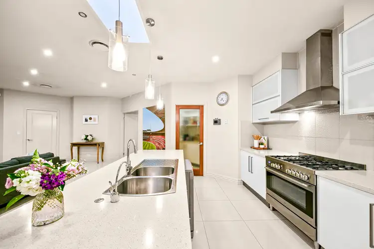 Sixth view of Homely house listing, 1 Little John Court, Werribee VIC 3030