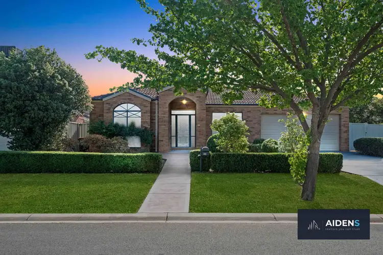 23 Stoke Heath Way, Caroline Springs VIC 3023