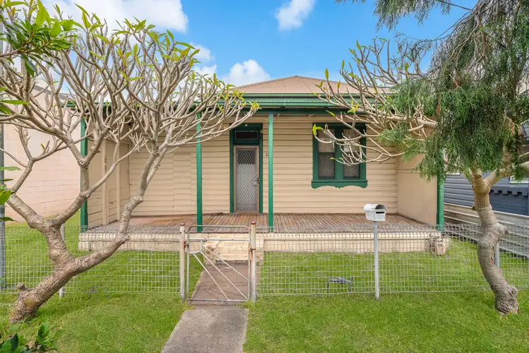 120 Chinchen Street, Islington NSW 2296