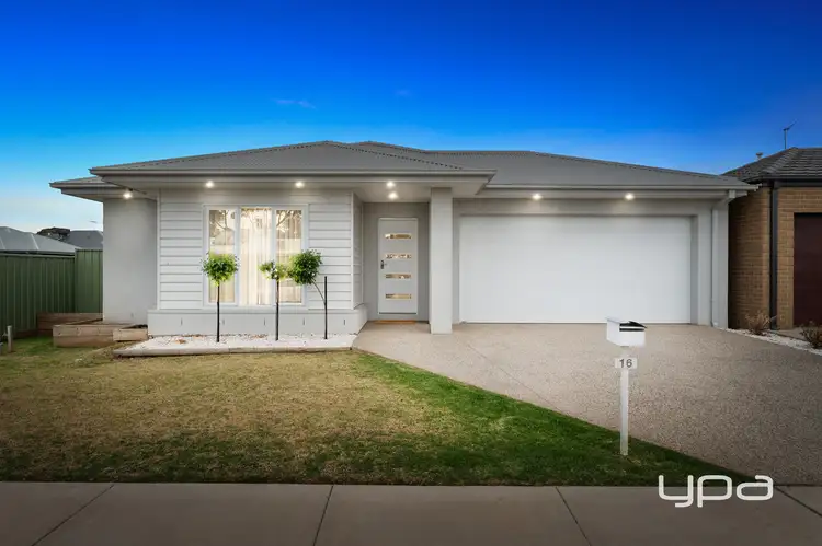 16 Horseshoe Circuit, Bacchus Marsh VIC 3340