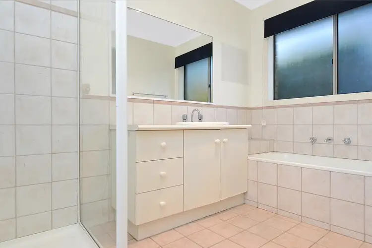 Sixth view of Homely house listing, 7 Ahmet Place, Hillside VIC 3037