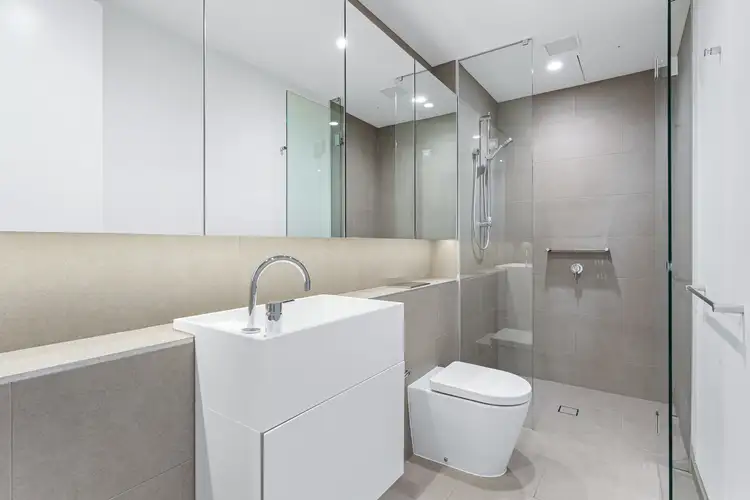 Sixth view of Homely apartment listing, 2011/70 Southbank Boulevard, Southbank VIC 3006