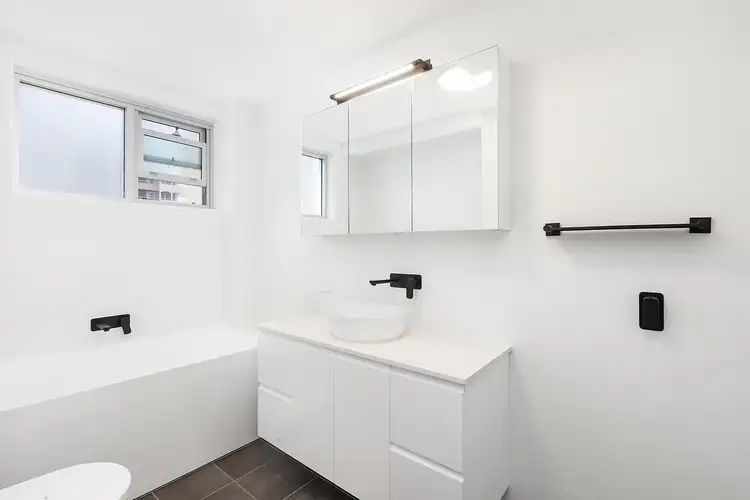 Fifth view of Homely apartment listing, 10/20 Birkley Road, Manly NSW 2095