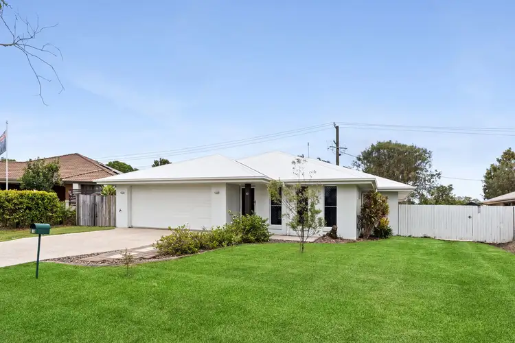 10 Heights Road, Beerwah QLD 4519