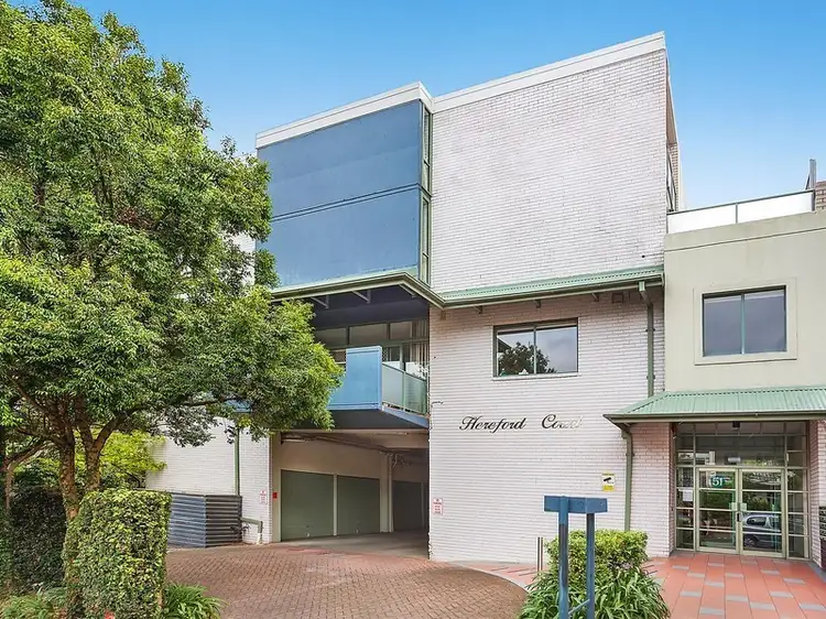 88/51 Hereford Street