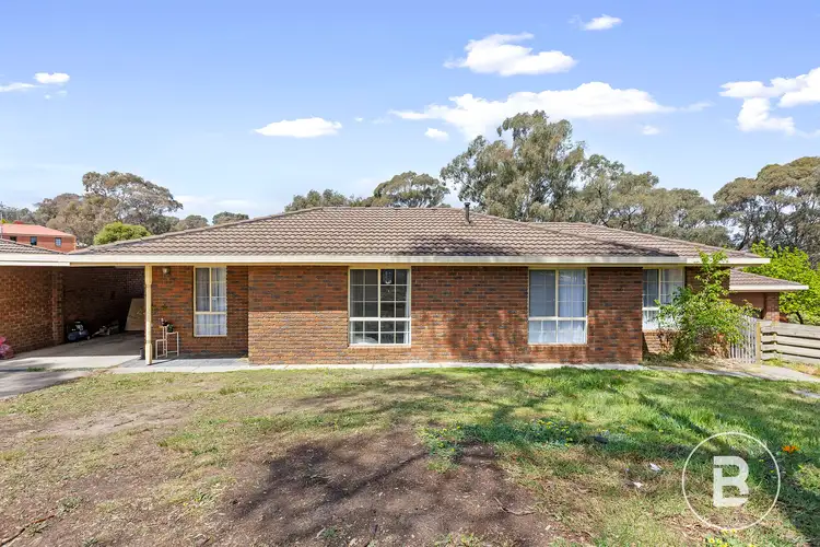 2/8 Biggs Court, Flora Hill VIC 3550