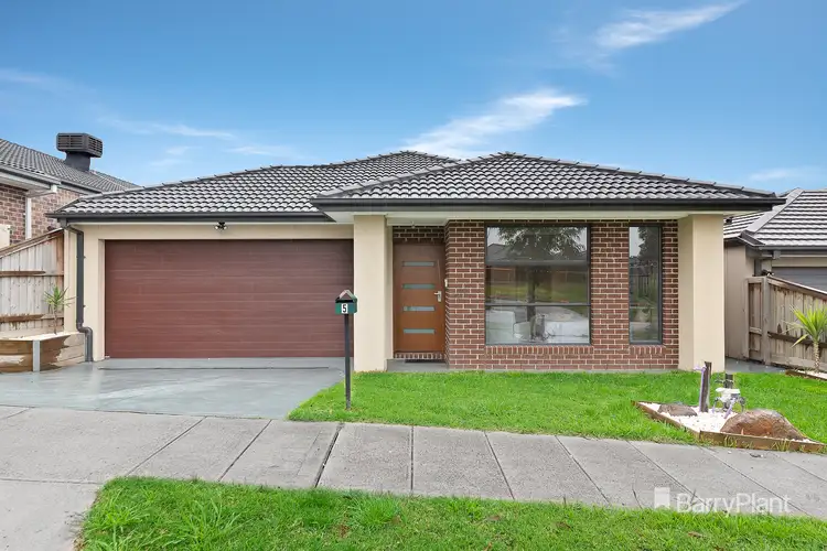5 Poppyfield Avenue, Wollert VIC 3750
