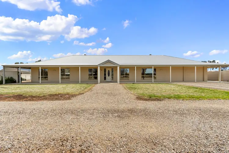 16 Racecourse Road, Balaklava SA 5461