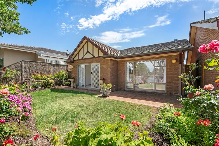 9/2 Island Drive, West Lakes SA 5021