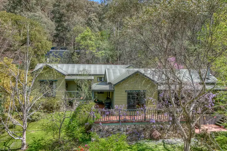 74 Growlers Creek Road, Wandiligong VIC 3744