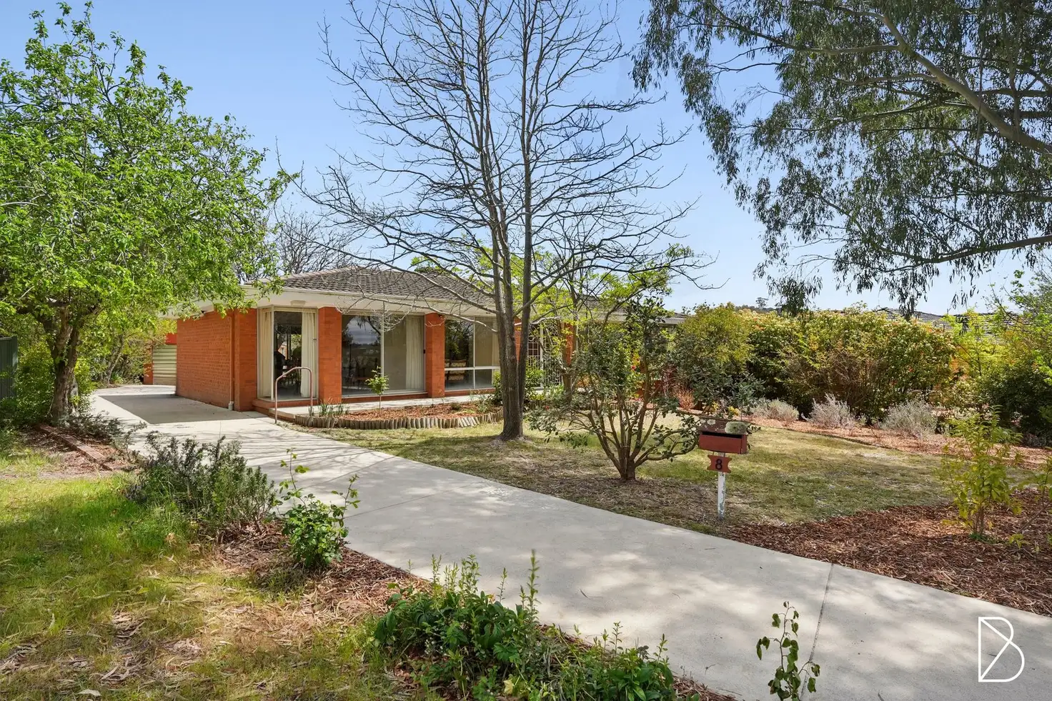 Main view of Homely house listing, 8 Echo Place, Lyons ACT 2606