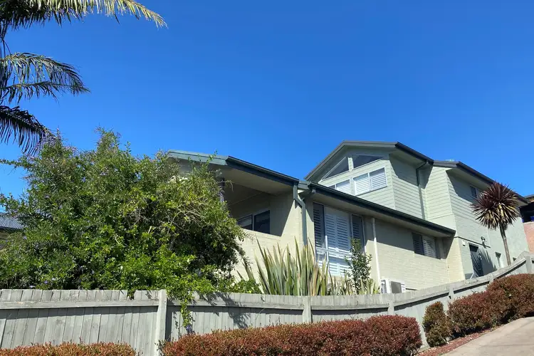 6 Camp Lane, Batemans Bay NSW 2536