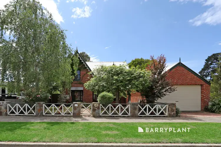 21 Crusoe Drive, Lysterfield VIC 3156