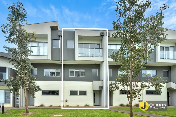 25 Topal Drive, Officer VIC 3809