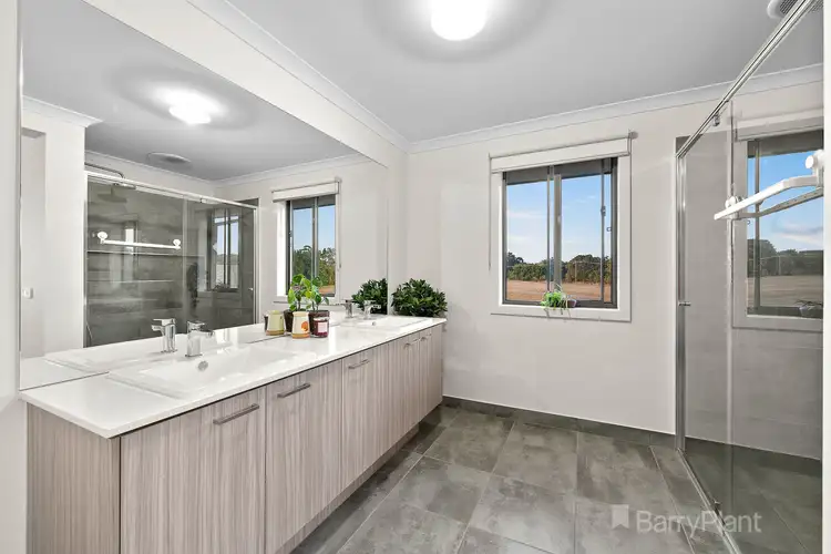 Fourth view of Homely house listing, 4 Juliet Way, Berwick VIC 3806