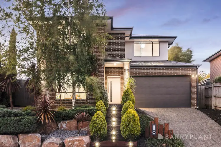 8 Sartina Place, Wandin North VIC 3139