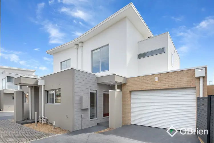 Main view of Homely townhouse listing, 2/23 Lewis Street, Frankston VIC 3199
