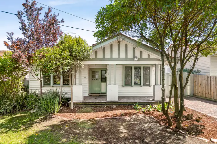 55 Reynolds Parade