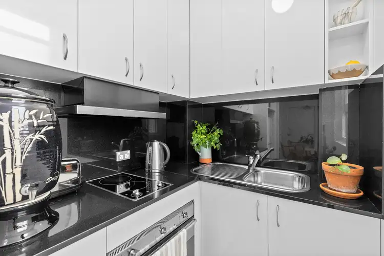 Fifth view of Homely studio listing, 53/117 Macleay Street, Potts Point NSW 2011