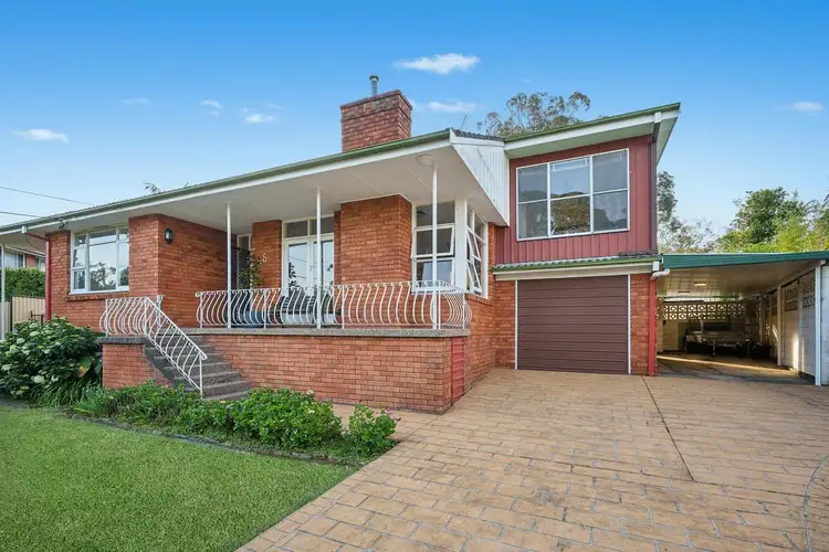 16 Milton Place