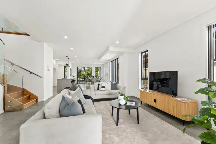 8B Renown Avenue