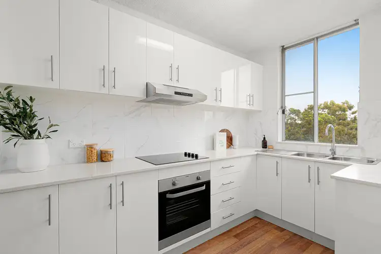 19/13-14 Bank Street, Meadowbank NSW 2114