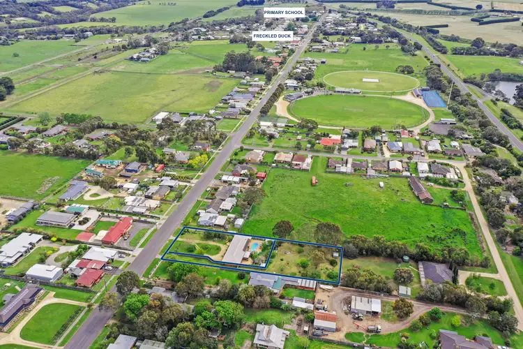 2/106 Ziegler Parade, Allansford VIC 3277