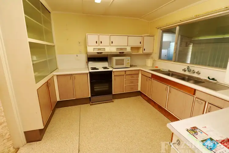 Second view of Homely house listing, 16 Hawthorne Street, Dalby QLD 4405