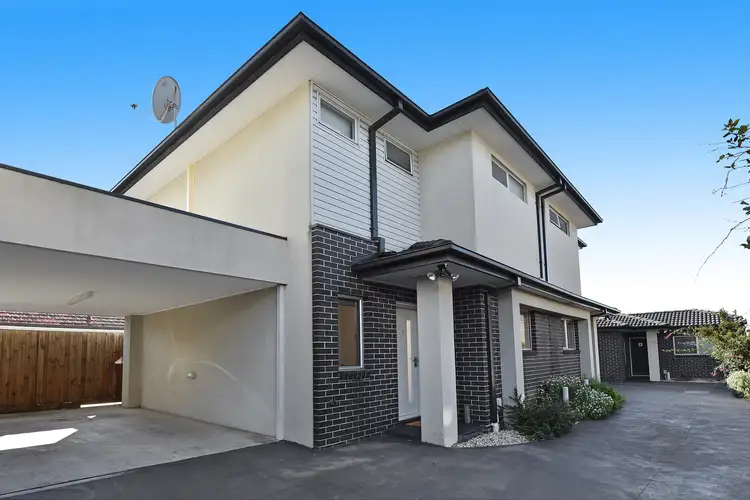 Main view of Homely townhouse listing, 2/32 Orrong Avenue, Reservoir VIC 3073