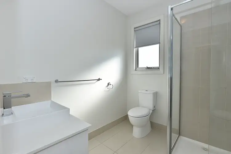 Sixth view of Homely townhouse listing, 2/32 Orrong Avenue, Reservoir VIC 3073