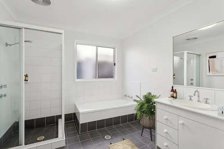 Fifth view of Homely house listing, 4 Raintree Terrace, Wadalba NSW 2259