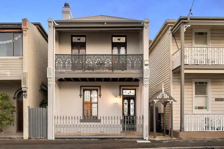 93 Railway Street, Cooks Hill NSW 2300
