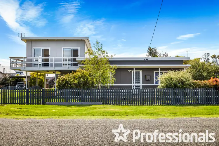 5 Newhaven Crescent, Mcloughlins Beach VIC 3874