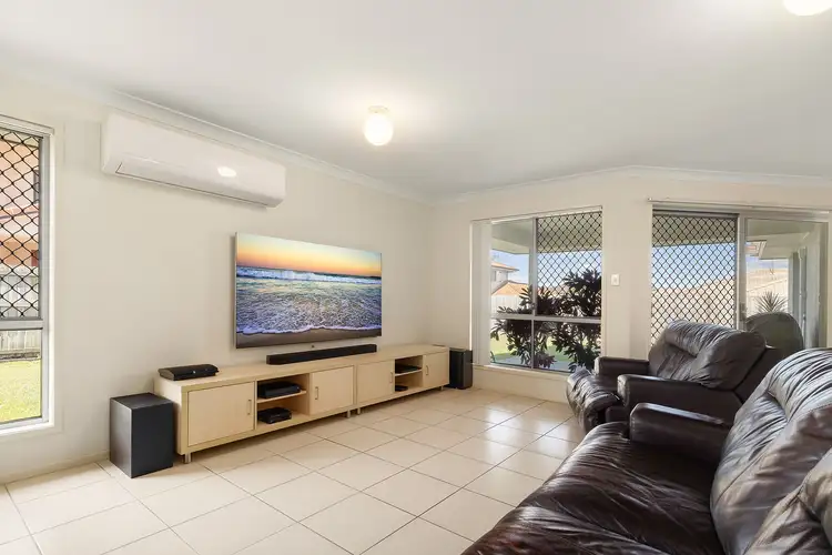 20 Maryland Drive, Regents Park QLD 4118