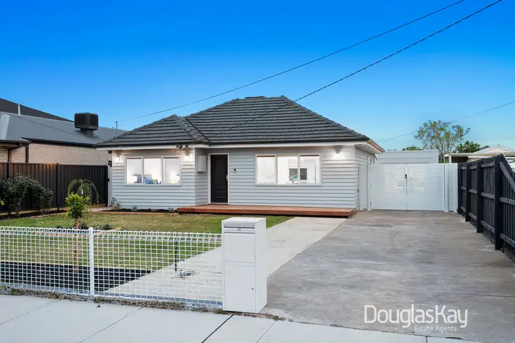 32 Raymond Street, Sunshine West VIC 3020