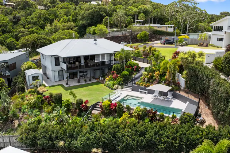 8 Shanagolden Court, Yaroomba QLD 4573