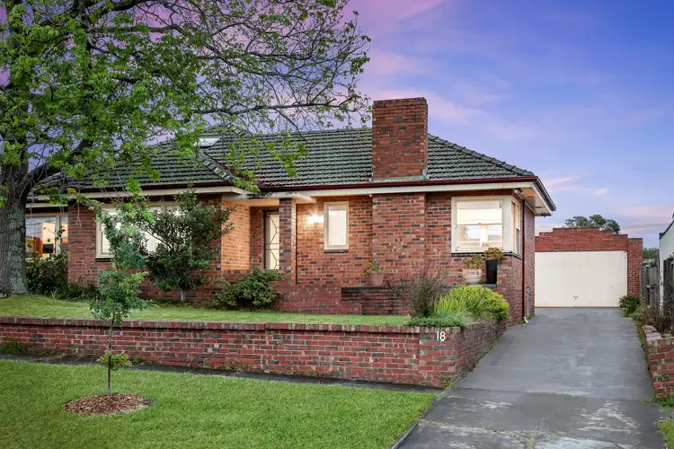 18 Riviera Street, Mentone VIC 3194