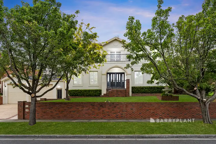 6 Valda Close, Berwick VIC 3806