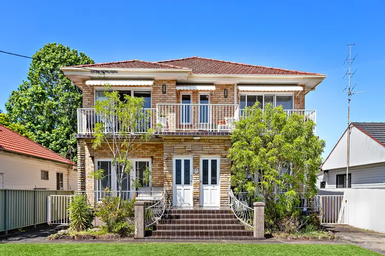 17 Henrietta Street, Towradgi NSW 2518
