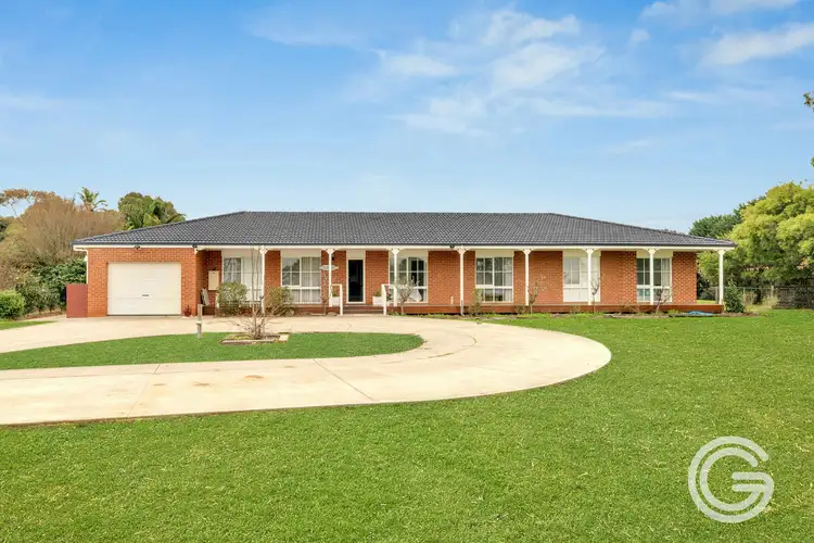 41 Ryan Road, Pakenham VIC 3810