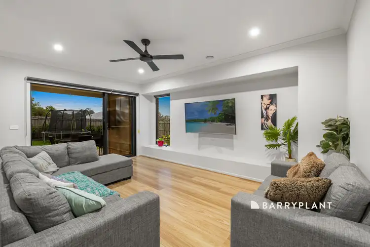 Fifth view of Homely house listing, 33 Wakeful Crescent, Drouin VIC 3818
