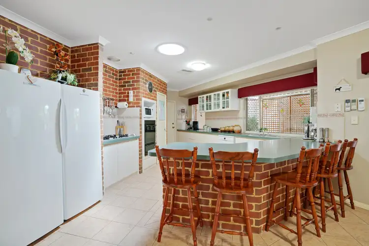 Fifth view of Homely house listing, 10 Chennile Vista, Halls Head WA 6210