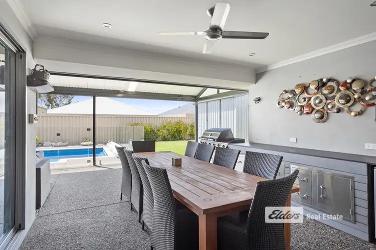 11 Torrens Loop, Millbridge WA 6232