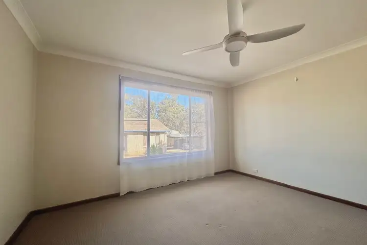 Fifth view of Homely unit listing, 4/38 Blackett Avenue, Young NSW 2594