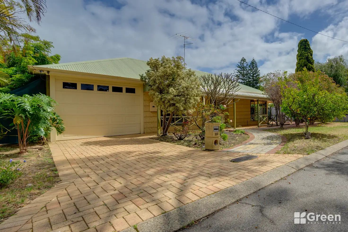 Main view of Homely unit listing, 2/18 Flavia Street, Falcon WA 6210