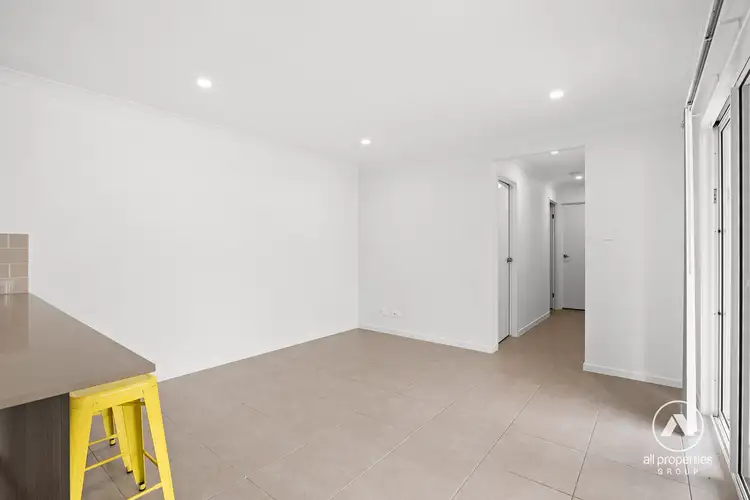 Fifth view of Homely semi-detached listing, 10 Hobson Place, Boronia Heights QLD 4124