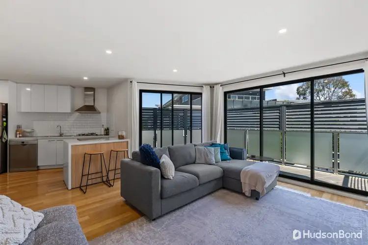 3/1 Lakeview Terrace