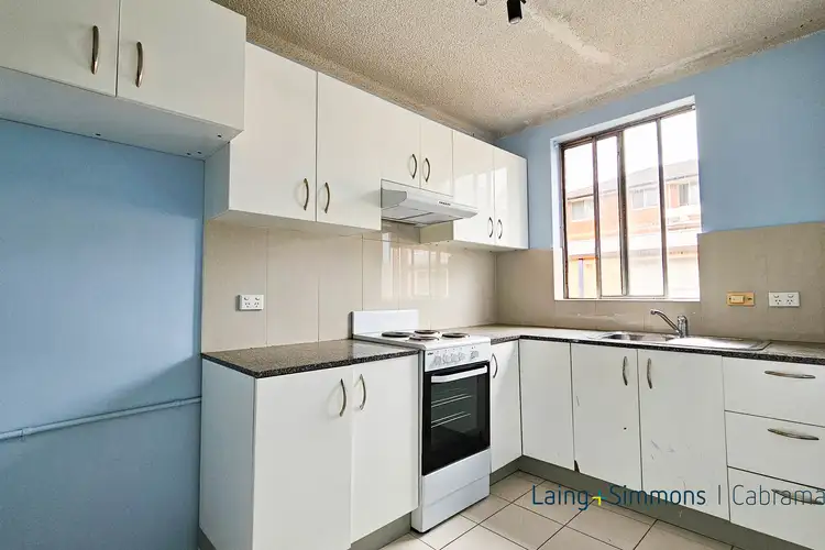 Fifth view of Homely unit listing, 4/19 Carramar Avenue, Carramar NSW 2163