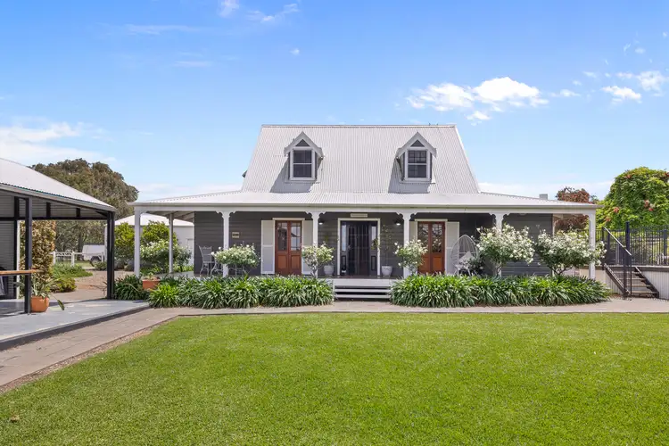 2 Tangaratta Street, Duri NSW 2344