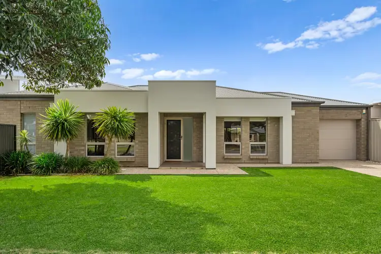 54 Hmas Australia Road, Henley Beach South SA 5022